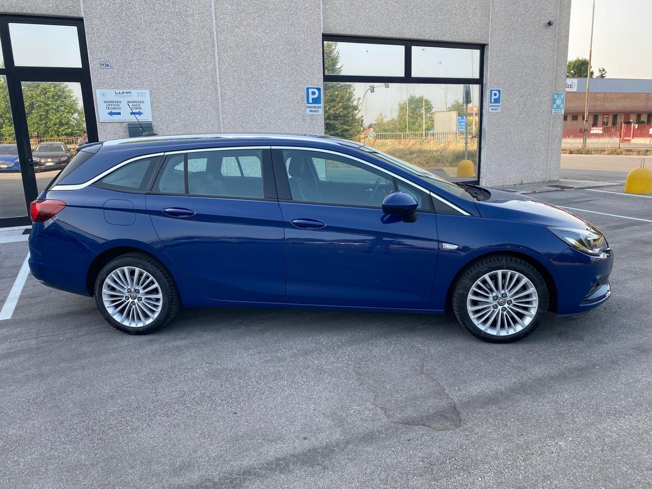 Opel Astra 1.6 136CV aut. Sports Tourer Innovation