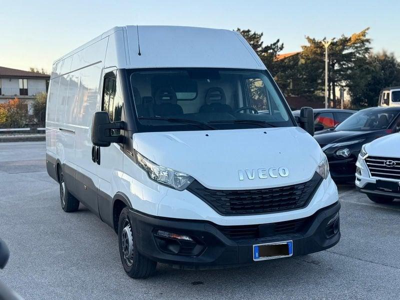 Iveco Daily Daily 35S16V 2.3 HPT PLM-TM Furgone GRAN VOLUME PREZZO + IVA