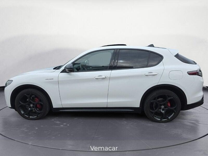 Alfa Romeo Stelvio 2.2 TD 210 CV Veloce AT8 Q4 con 7500euro extra optional