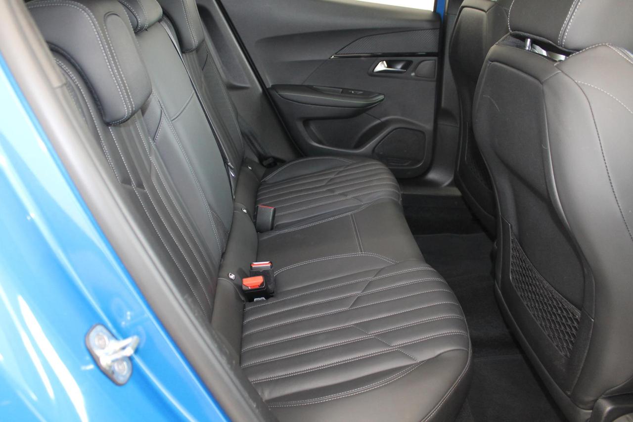 Peugeot 2008 1.5 bluehdi 130 Cv. EAT8 GT LINE TETTO