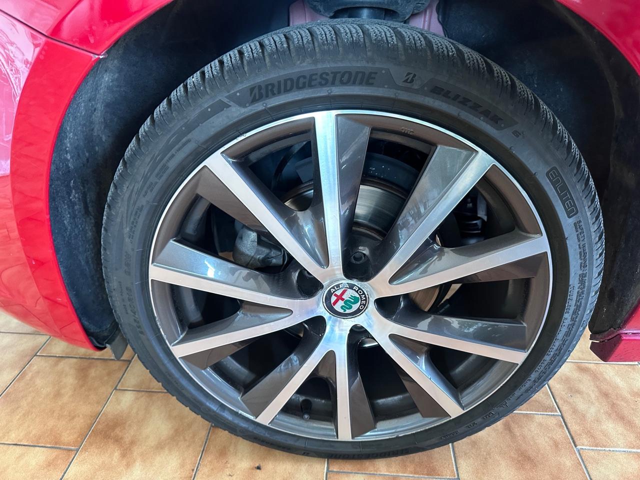 Alfa Romeo Giulietta 1.6diesel120 CV Super gancio di traino