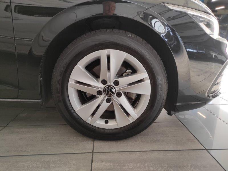 VOLKSWAGEN Golf 8ª serie - Golf 2.0 TDI DSG SCR Life