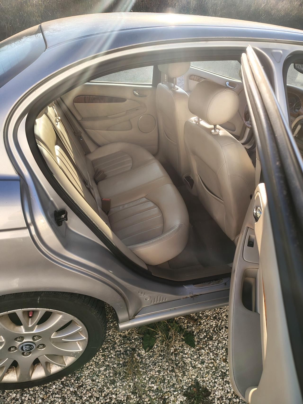 Jaguar X-Type 3.0 V6 24V cat Executive