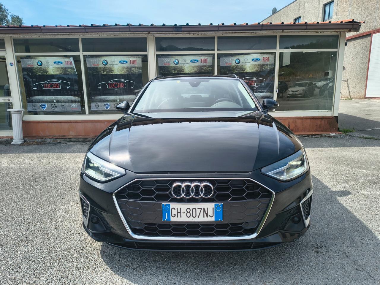AUDI A4 AVANT 40 TDI S TRONIC 108.000 KM