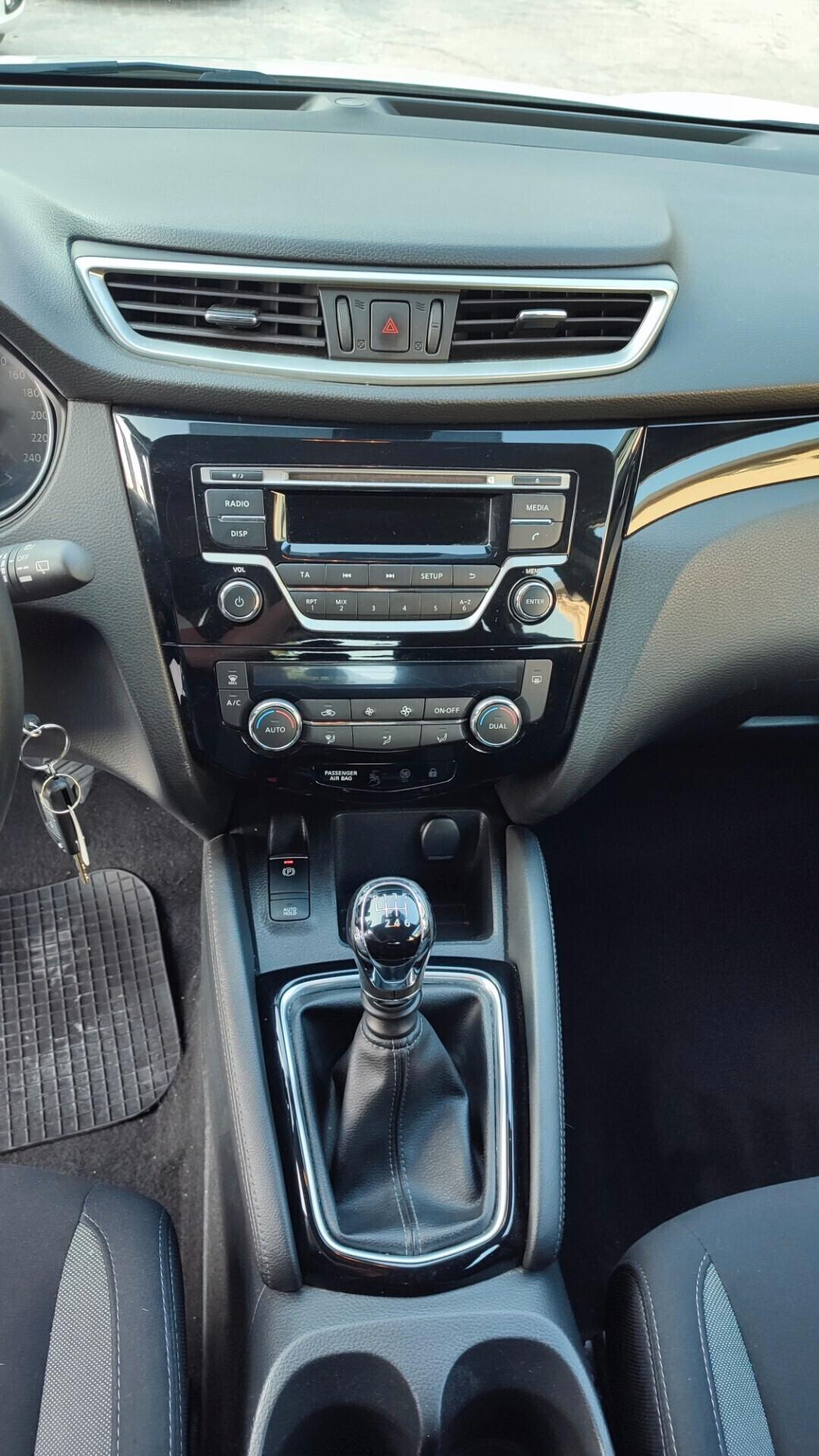 Nissan Qashqai Autocarro 5 posti