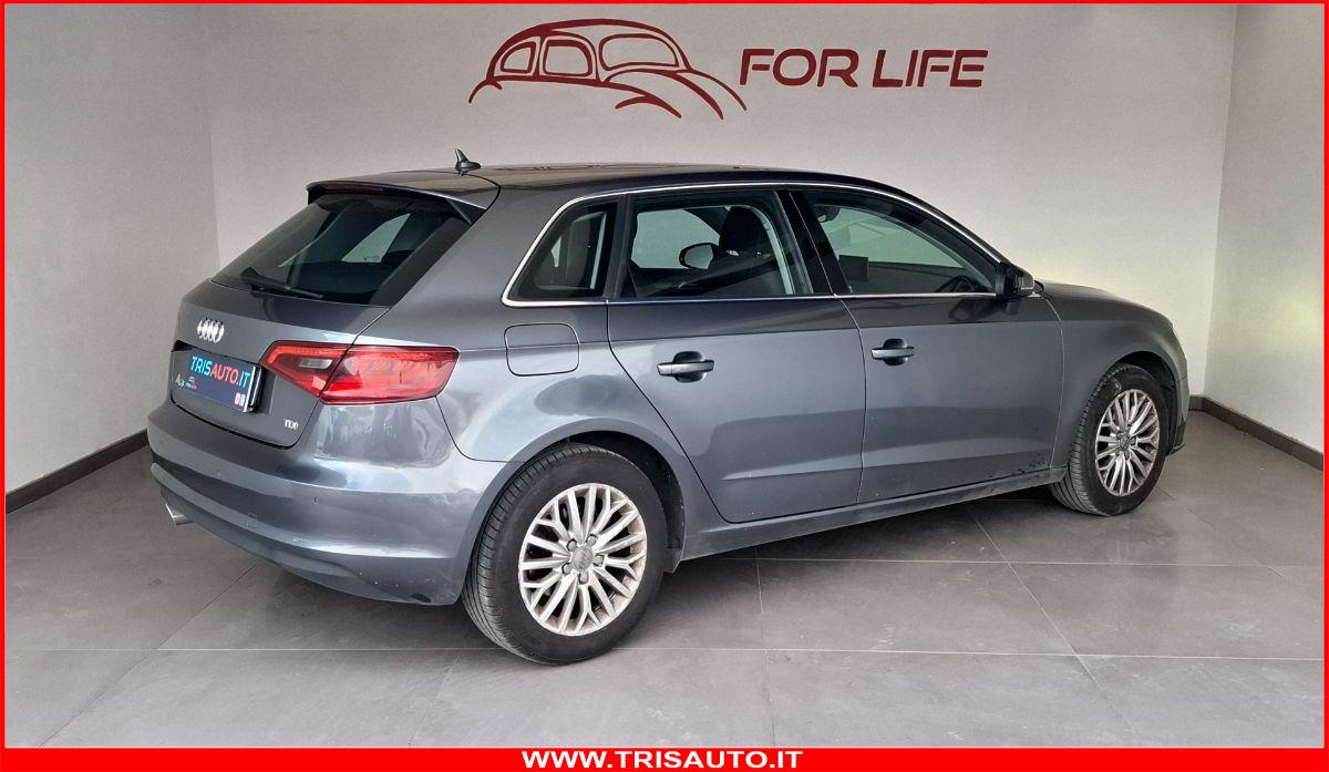 AUDI A3 SPB 1.6 Tdi S-tronic Admired NEOPATENTATI (XENON+PELLE+NAVI)