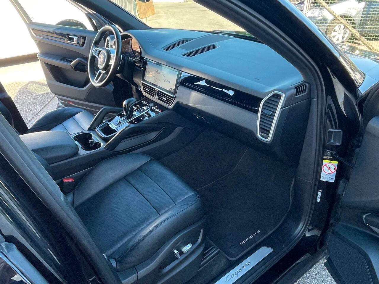 Porsche Cayenne 3.0 V6 Tiptronic