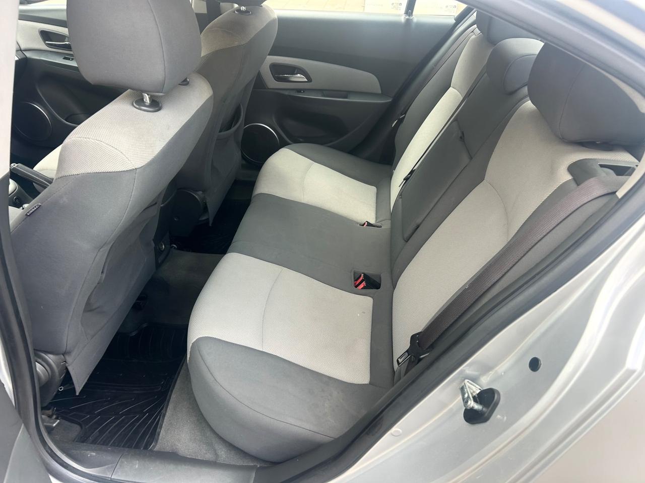 Chevrolet Cruze 1.6 GPL