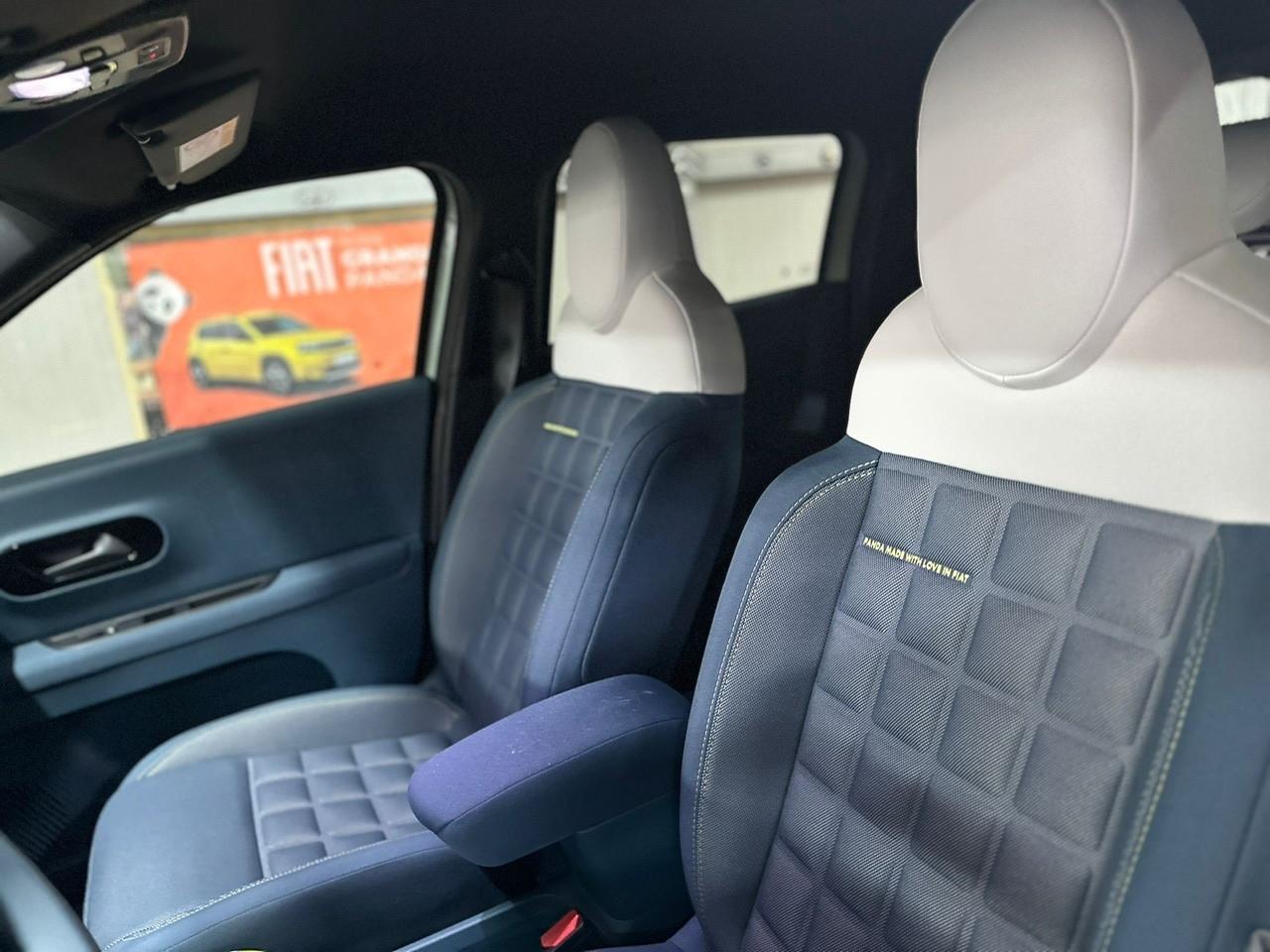 Fiat Grande Panda 1.2 Hybrid 110 CV S&S La Prima