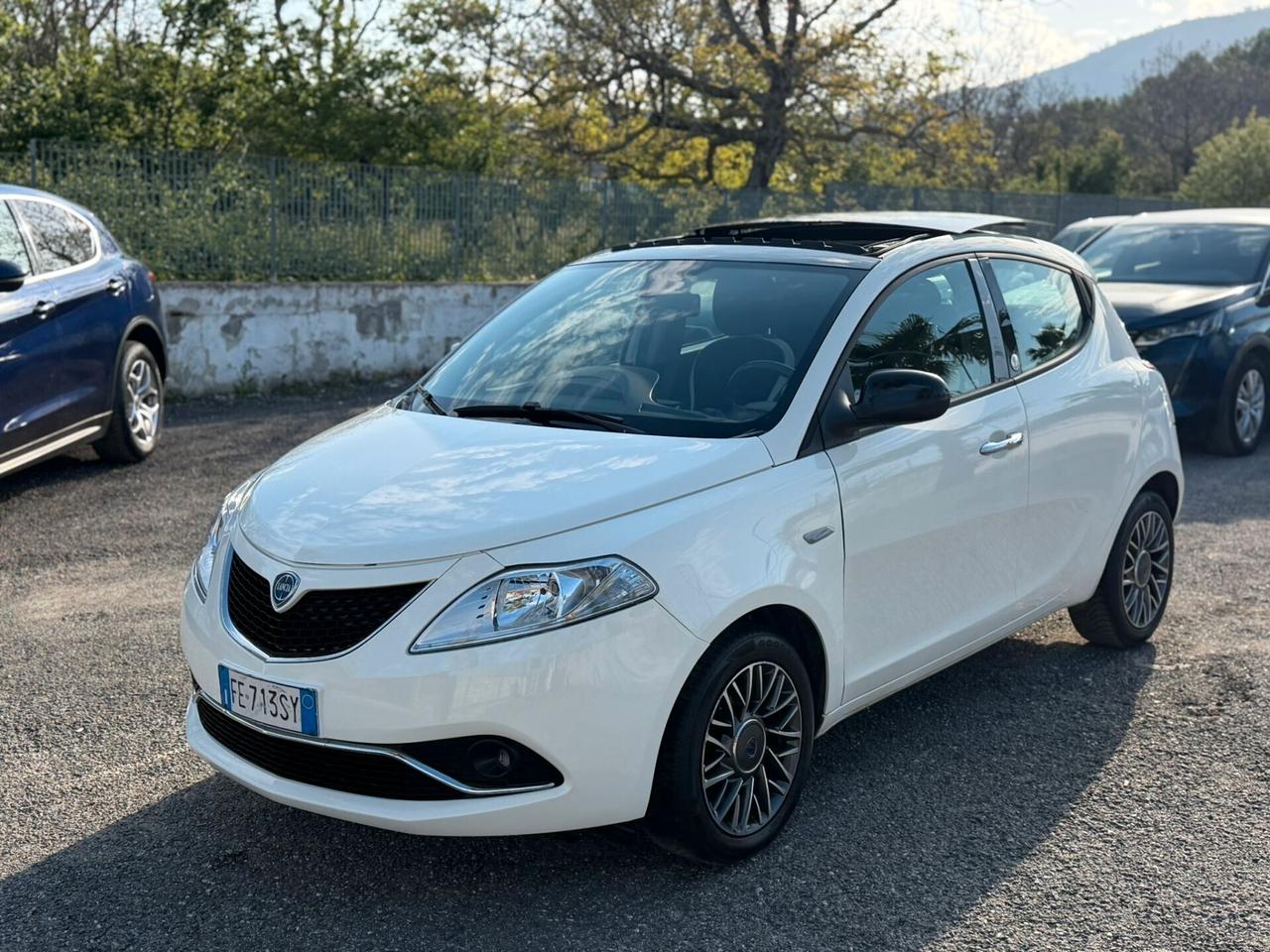 Lancia Ypsilon Tetto Apribile 2016 -GPL Ecochic Gold