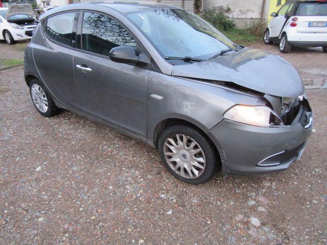 LANCIA Ypsilon 1.2 69 CV 5 porte S&S Platinum