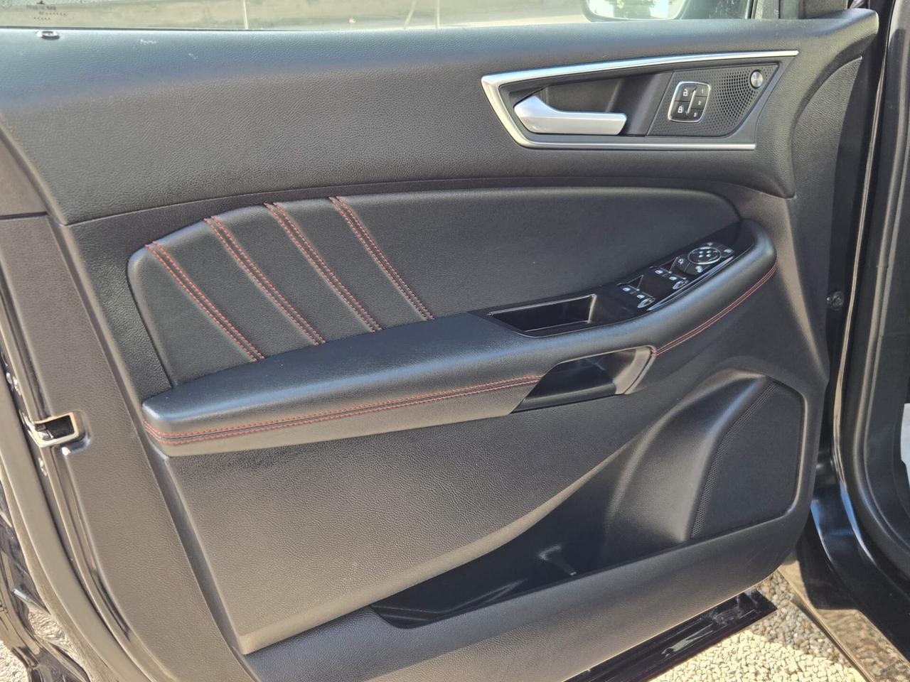 Ford Edge 2.0D ST-LINE 4x4 FULL OPTIONAL GANCIO TRAINO TETTO APRIBILE