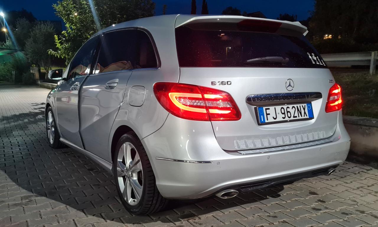 Mercedes-benz B 180*UNICOPROPRIETARIO *CDI Automatic Premium