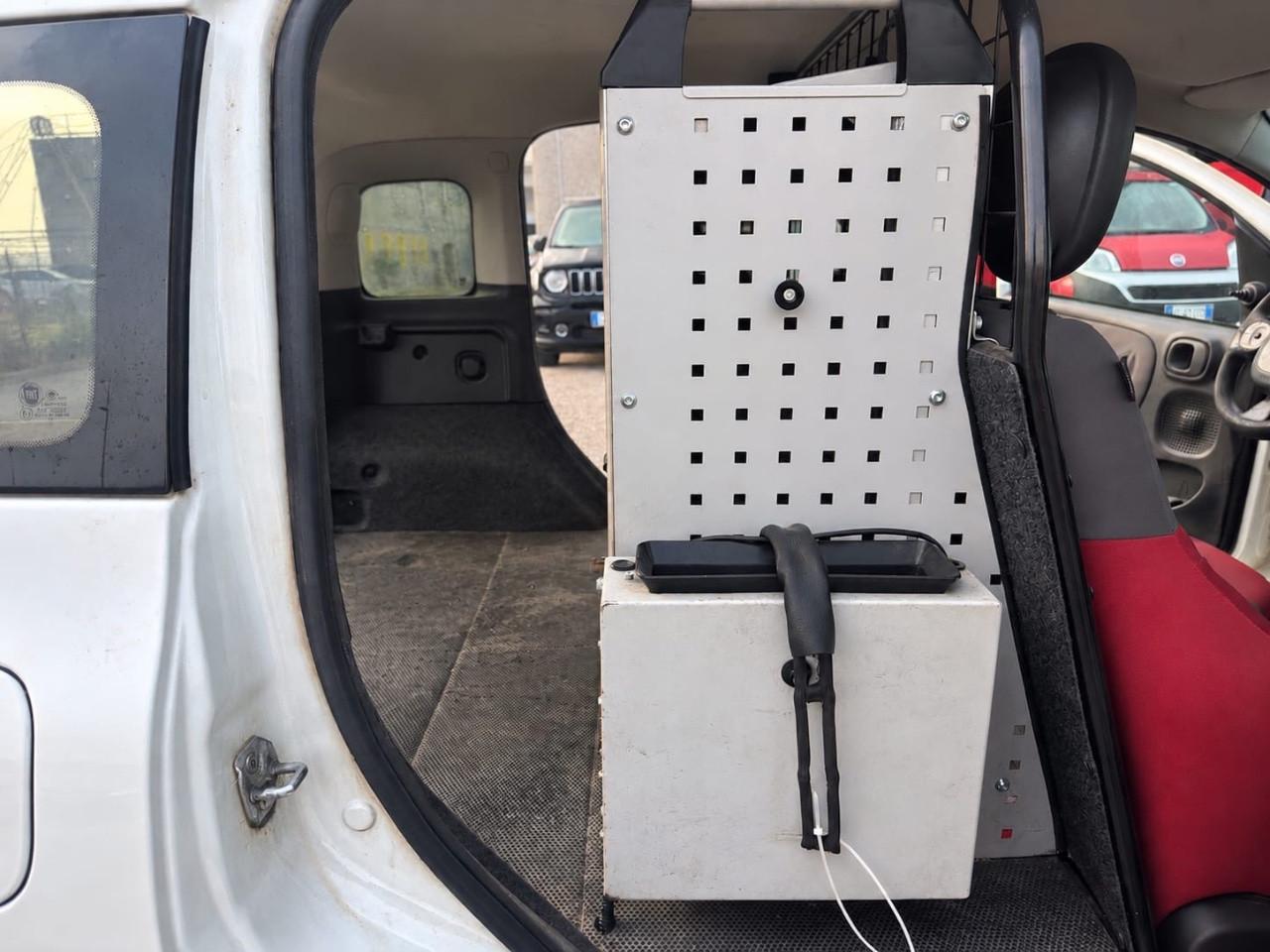 Fiat Panda VAN 4X4 1.3 MJT 75 CV-ALLESTITA+PORTAPACCHI-AUTOCARRO N1 2 POSTI-+IVA