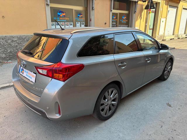 TOYOTA Auris Touring Sports 1.8 Hybrid Lounge "ProMMo"