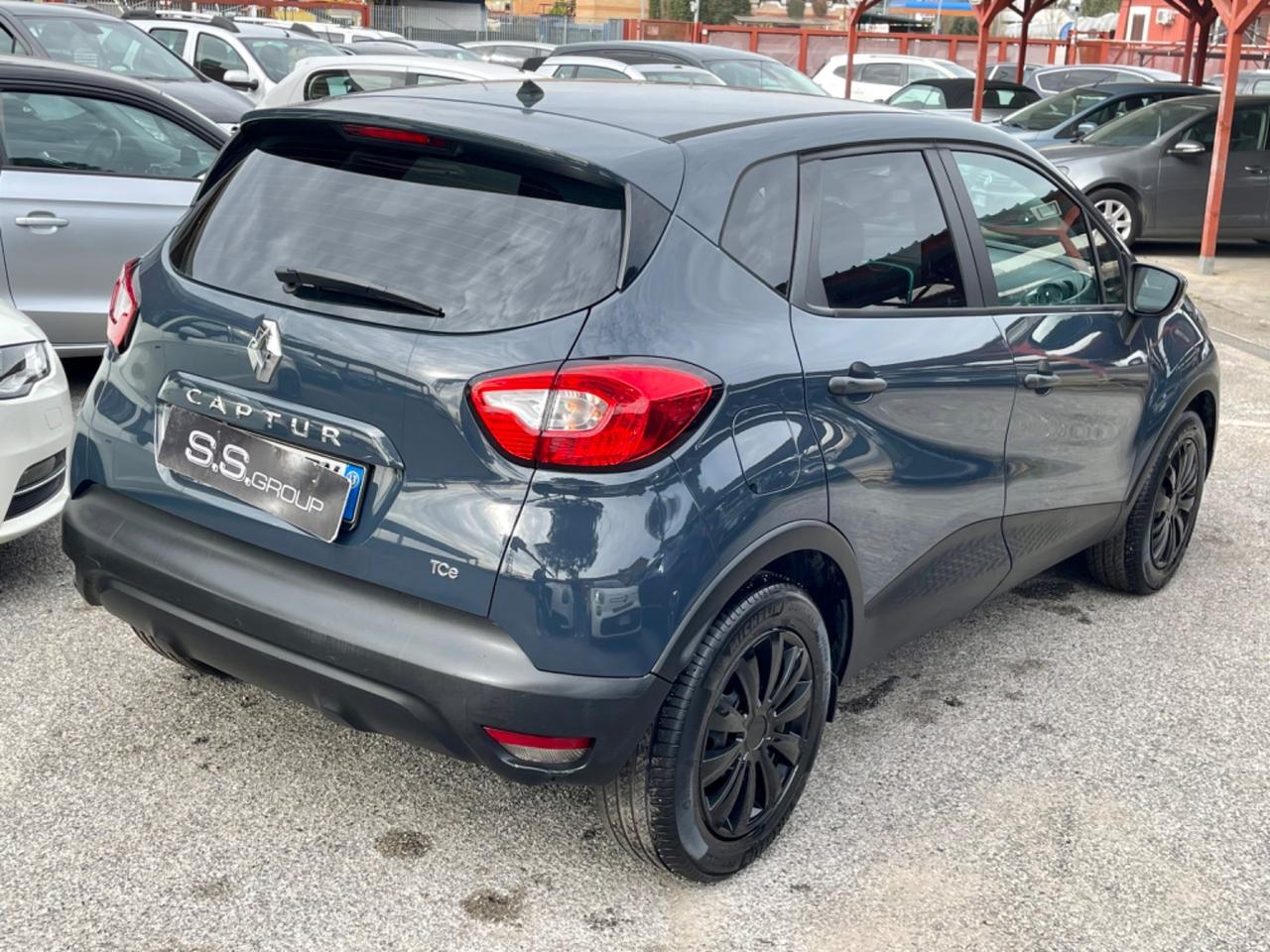 Captur 0.9 TCe 12V 90 CV/( 30 mila km )/unipro/rate