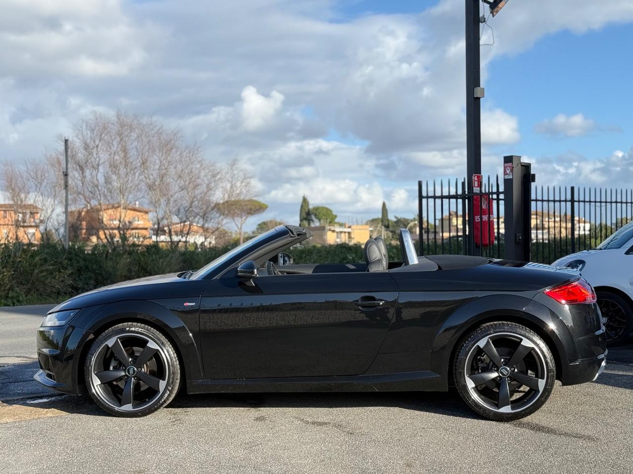 Audi TT Roadster 2.0 TFSI 230cv Quattro S line