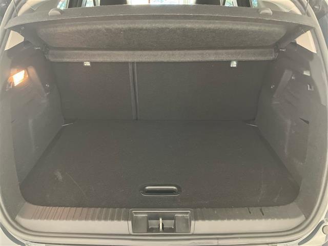 RENAULT Captur 1.6 E-Tech hybrid Intens 145cv auto