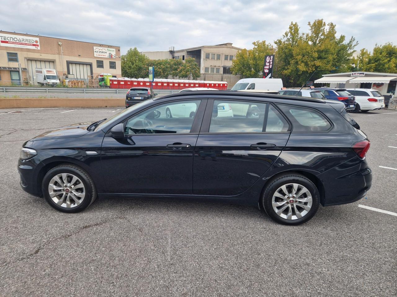 Fiat Tipo 1.4 T-Jet 120CV GPL SW Lounge