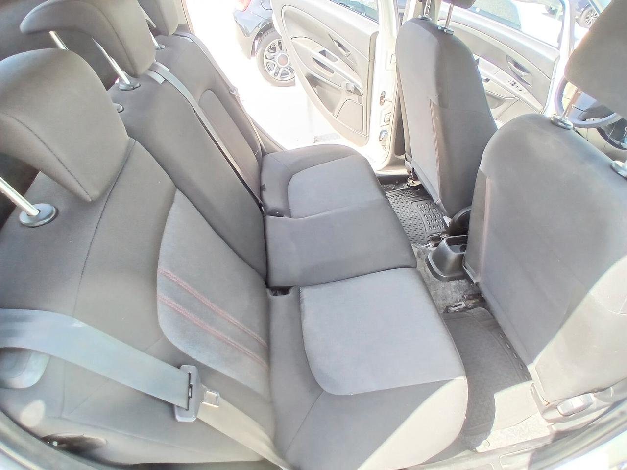 Fiat Punto 1.3 MJET 85CV 2012 OK NEOPATENTATI