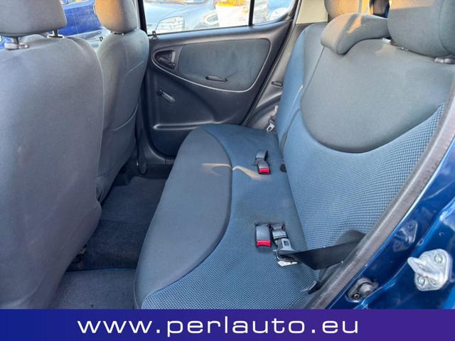 TOYOTA Yaris 1.4 tdi D-4D cat 5 porte Sol