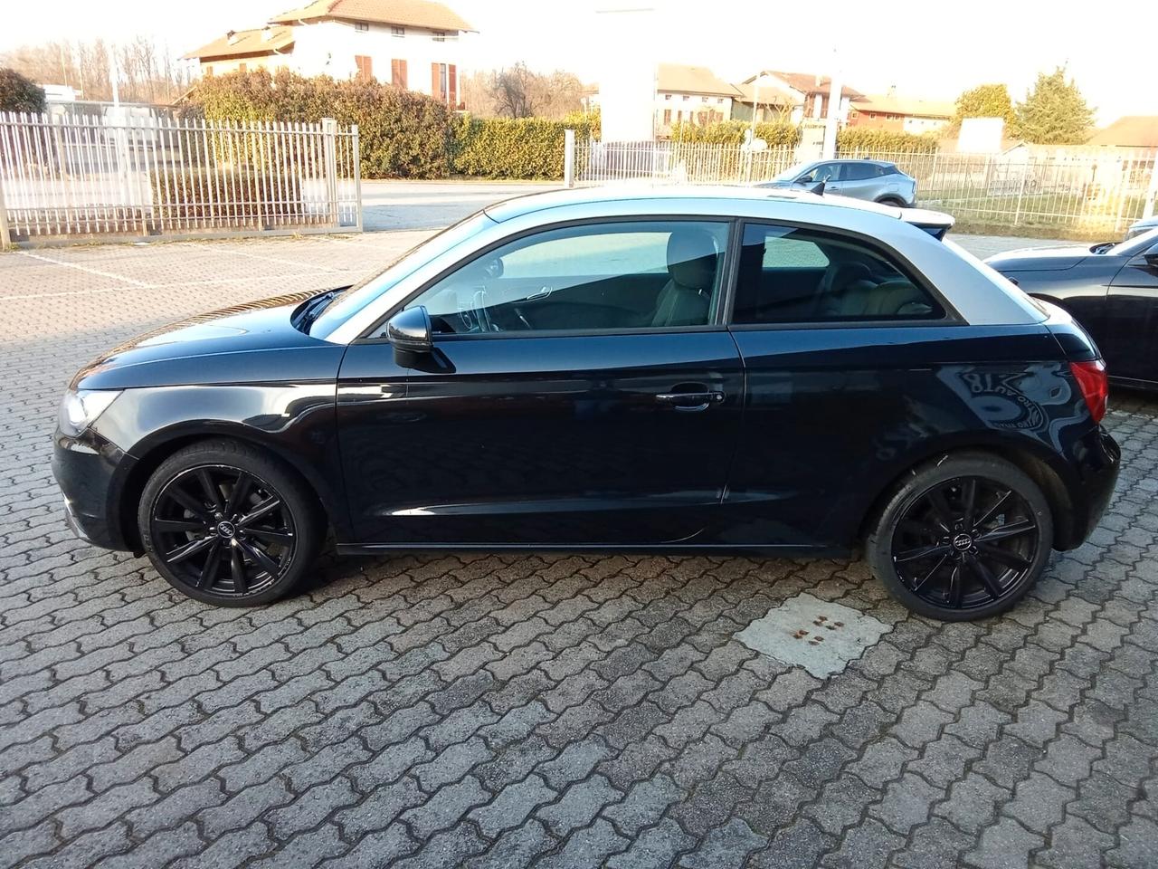 Audi A1 1.6 TDI 105 CV Ambition LEGGERE DESCRIZIONE - SOLO OP. SETTORE