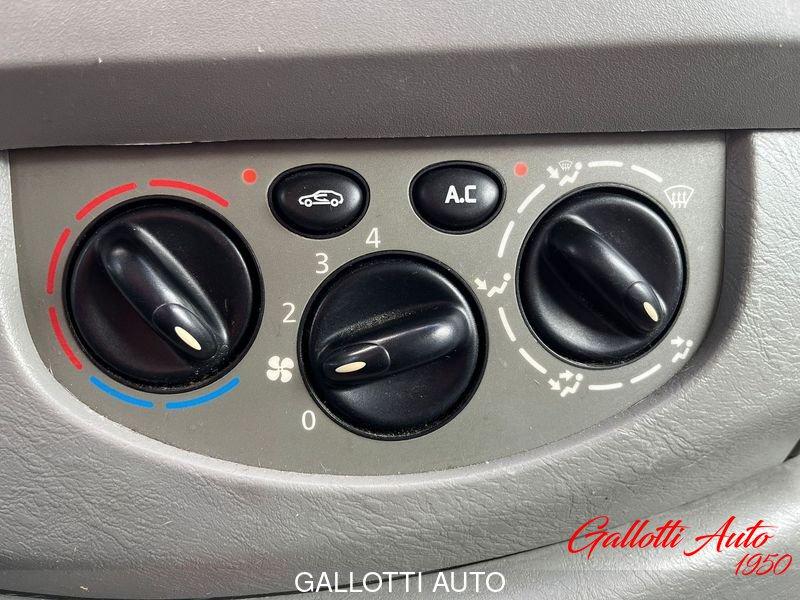 Opel Vectra 2.5 dti 135cv 8posti - PEDANA DISABILI