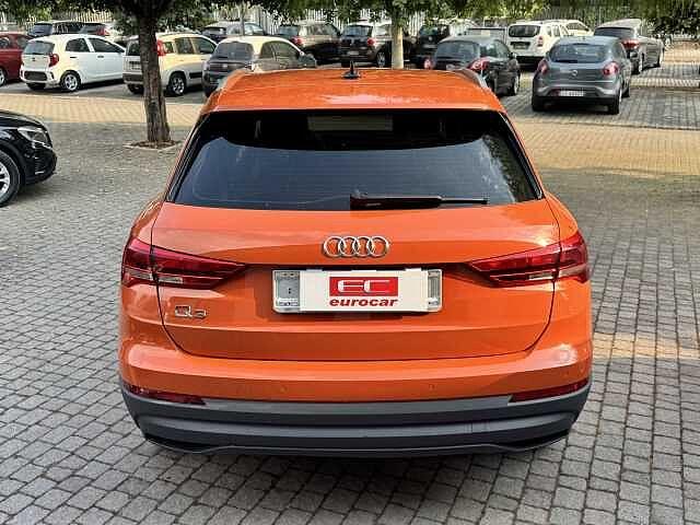Audi Q3 35 TDI S tronic Business