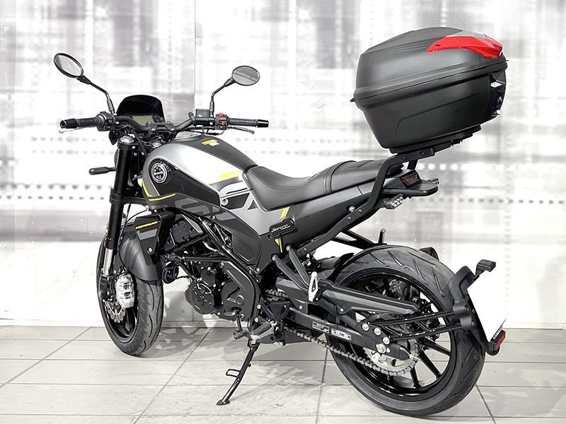 Benelli Leoncino 250