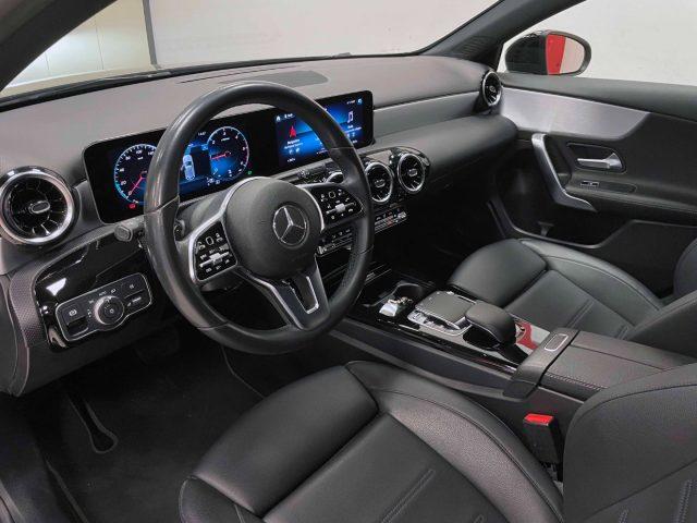 MERCEDES-BENZ A 180 D PREMIUM AUTO