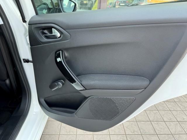 Peugeot 208 1.6 bluehdi Active 75cv 5p