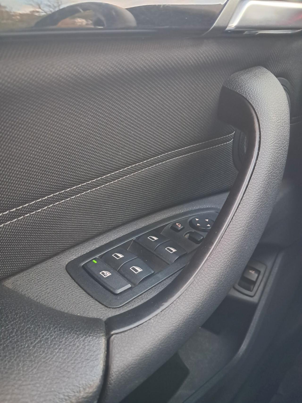 Bmw X1-18d- Sport *NAVY*LED*CRUISE