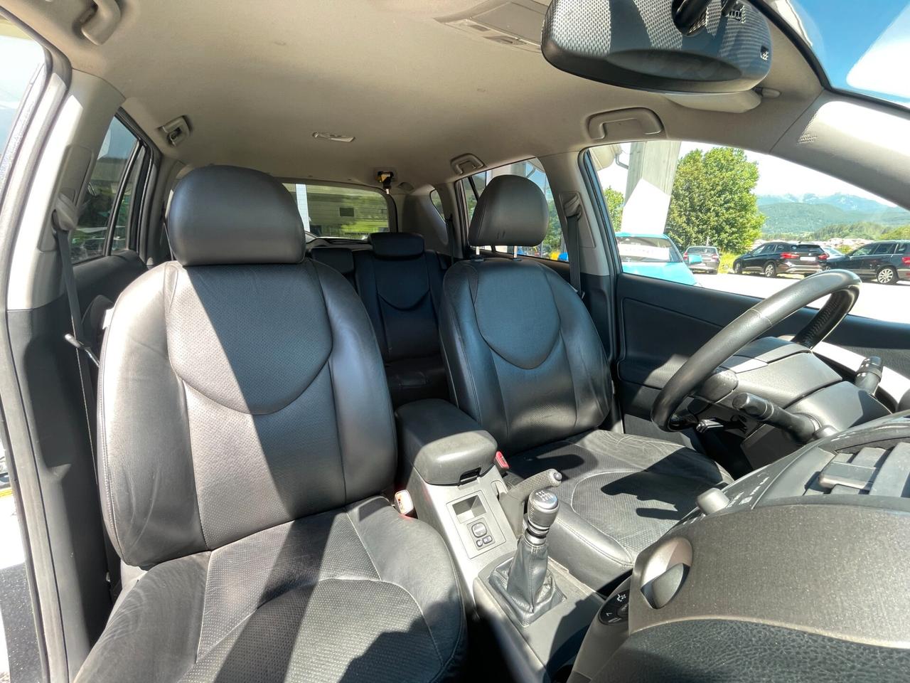 Toyota RAV 4 RAV4 2.2 D-4D 177 CV Luxury 4X4