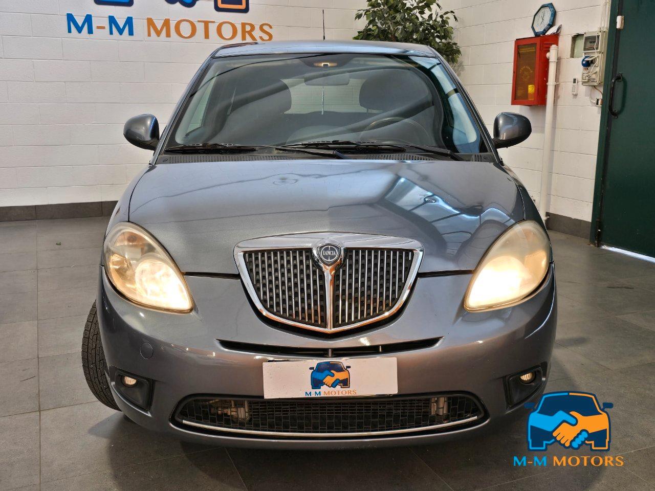Lancia Ypsilon 3 Porte Ypsilon 1.4 8v Argento ecochic Gpl