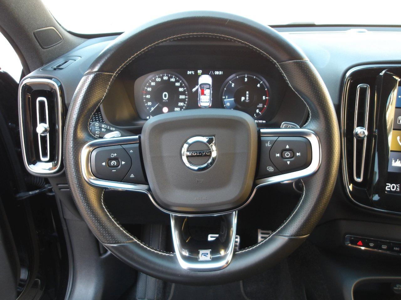 Volvo XC40 2.0 d3 R-design awd