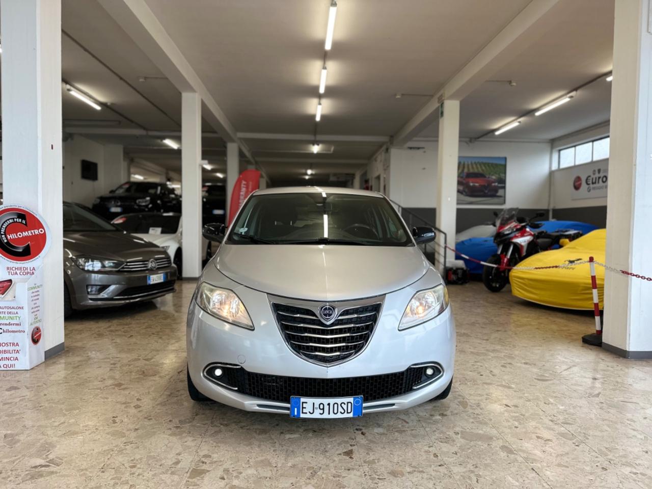 Lancia Ypsilon 1.3 MJT Platinum 11/2011 Euro 5B