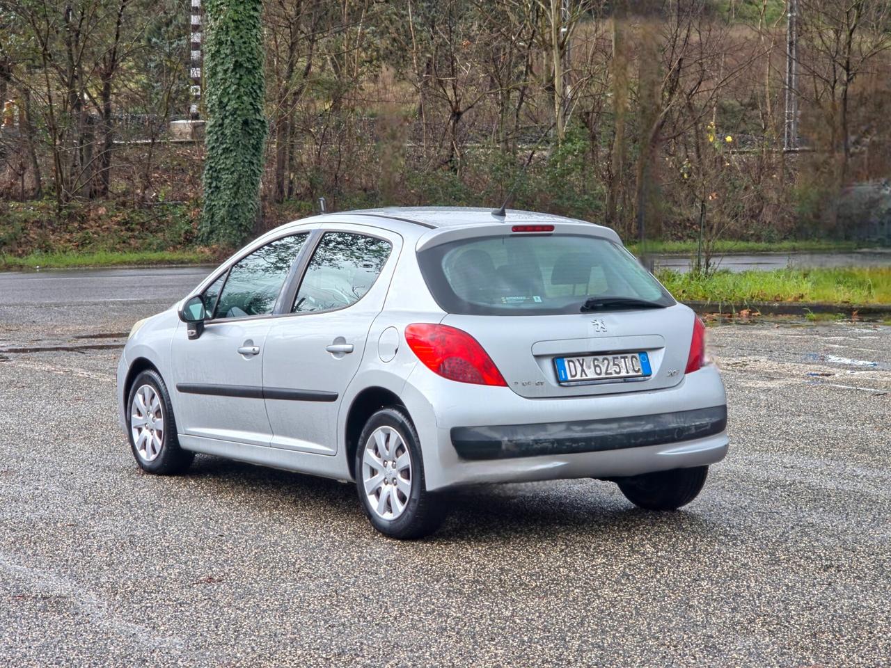 Peugeot 207 1.4 HDi 70CV 5p. ONE Line 2009-E4 Manuale NEO