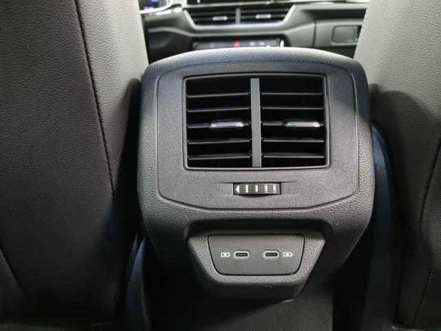 VOLKSWAGEN T-Roc 1.5 TSI ACT DSG R-Line