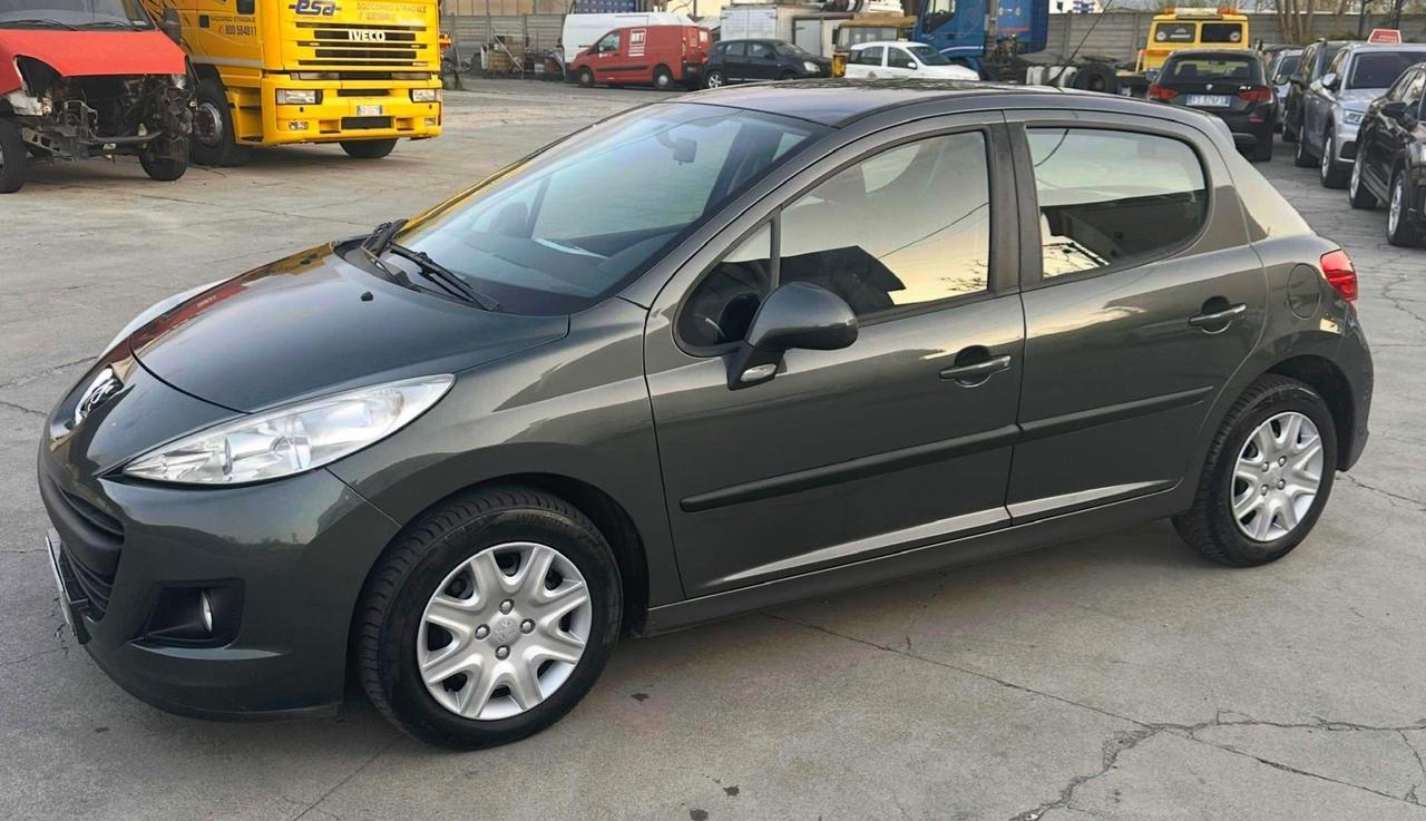 Peugeot 207 1.4 HDi 70CV 5p. Active 2011