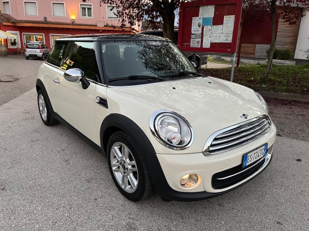 Mini Mini 1.6 16V Cooper D