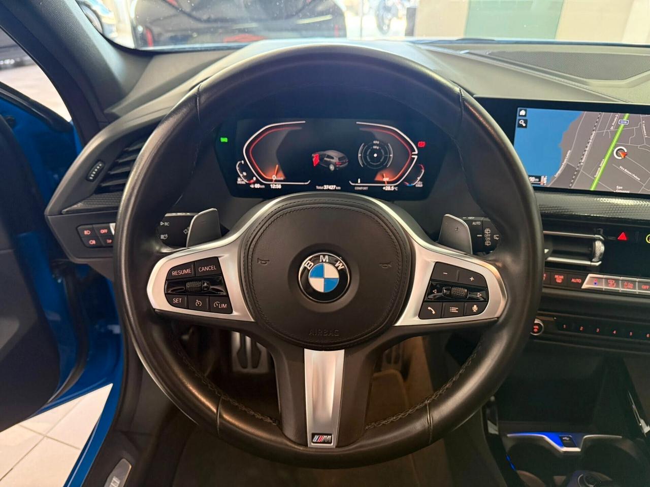 Bmw 118 118d 5p. Msport