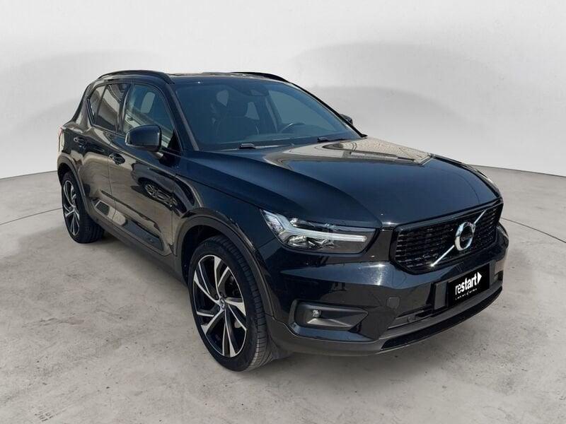 Volvo XC40 D3 150 CV Automatica NAVI TETTO LED R-design