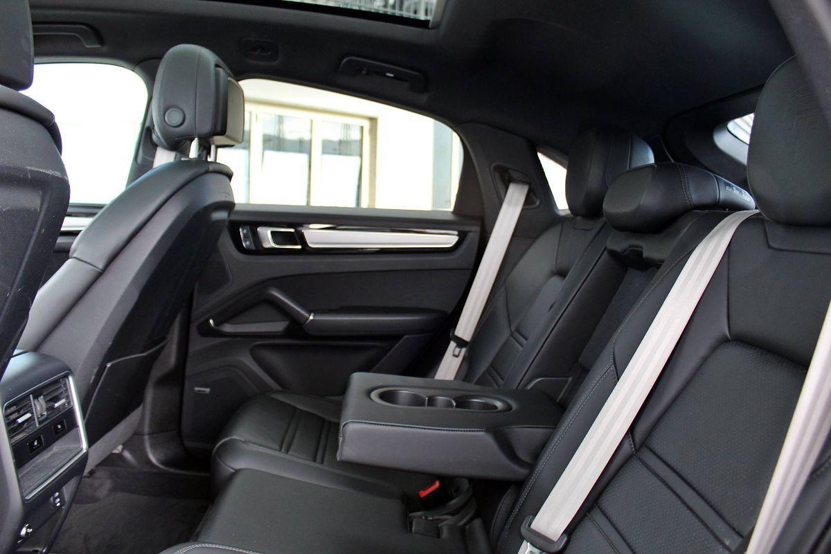 PORSCHE - Cayenne Coupe' - 3.0 V6 Platinum Edition