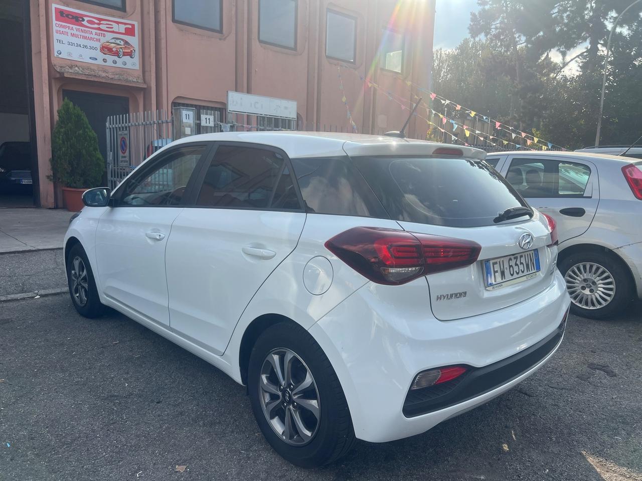 Hyundai i20 1.2 5 porte Econext Connectline gpl