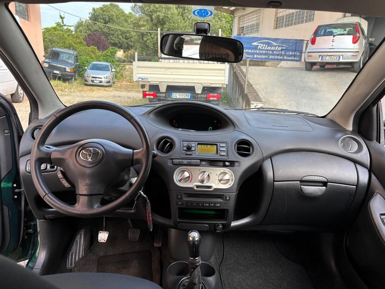 Toyota Yaris 1.4 tdi D-4D cat 5 porte Sol