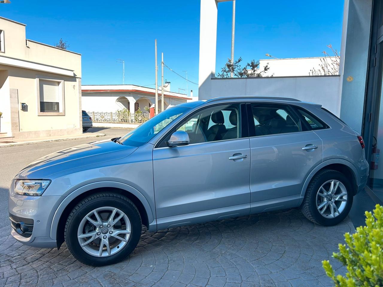Audi Q3 2.0 TDI 140Cv STRONIC TETTO Km129.000-2015