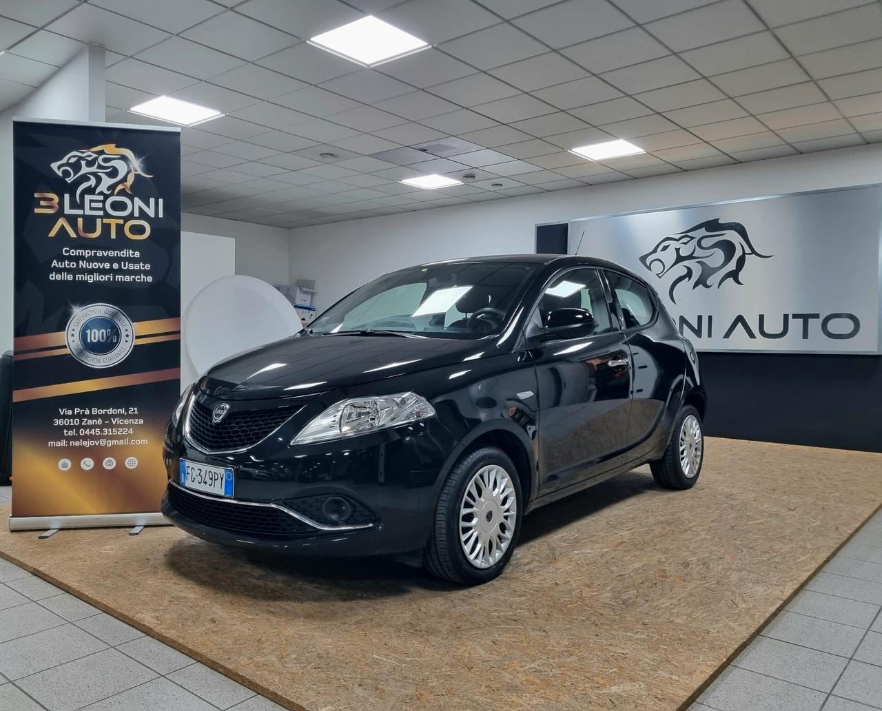 Lancia Ypsilon 1.2 69 CV 5 porte Gold