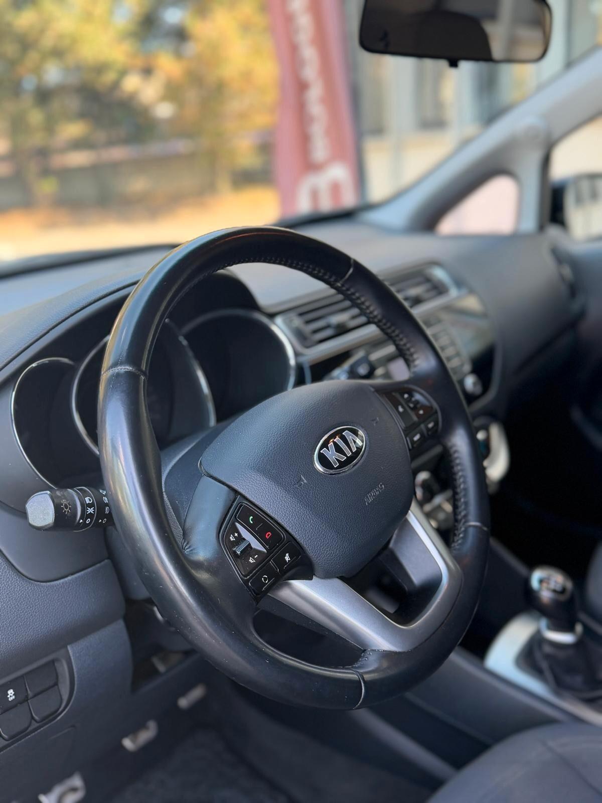 Kia Rio 1.1 CRDi 5p. Cool