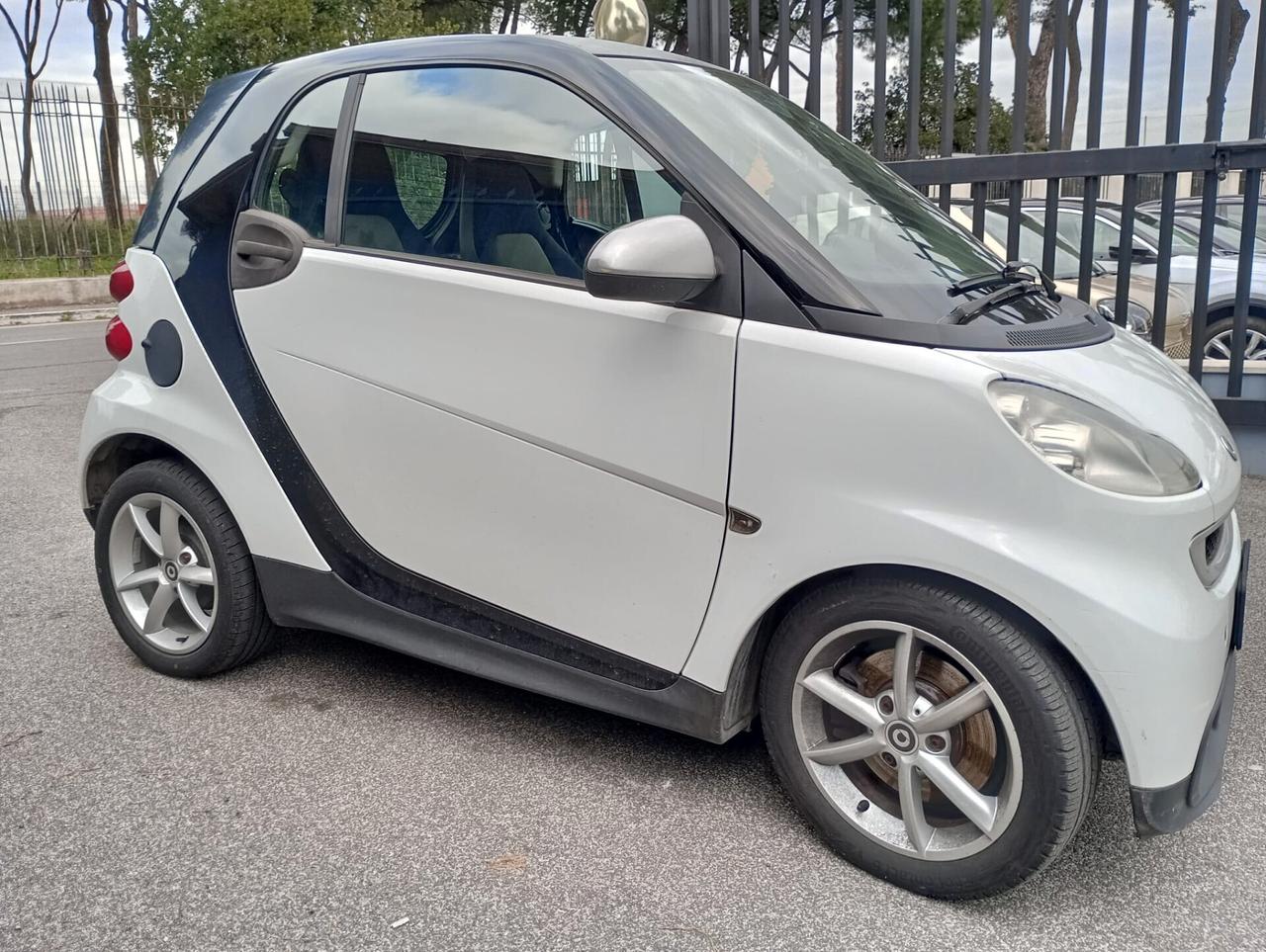 Smart ForTwo 800 40 kW coupé passion cdi