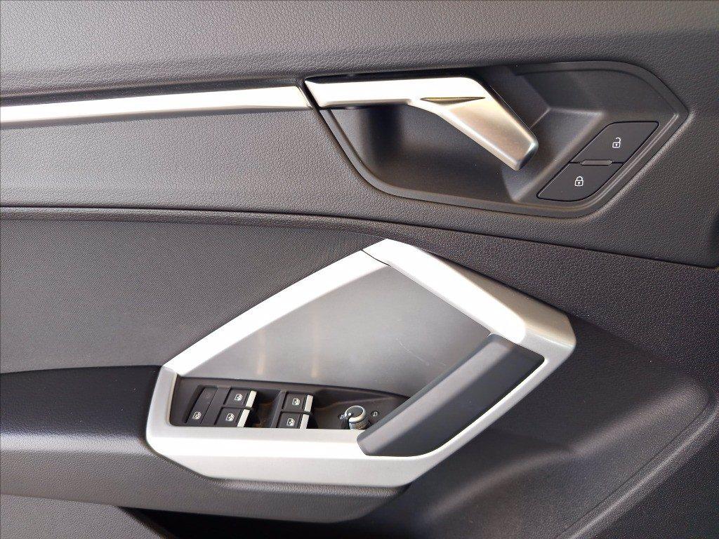 AUDI Q3 35 2.0 tdi Business quattro s-tronic del 2023